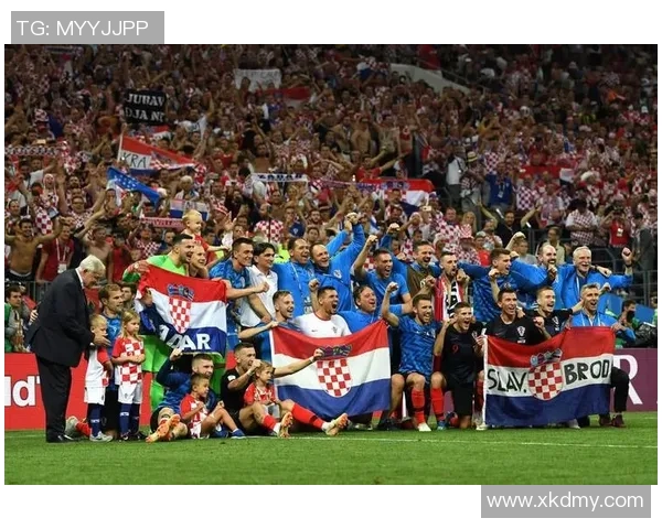 克罗地亚足球传奇球星宣布退役 结束辉煌职业生涯向未来迈进